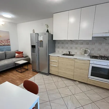 Marjan Park, - Peaceful Family Place, Free Parking Apartment *