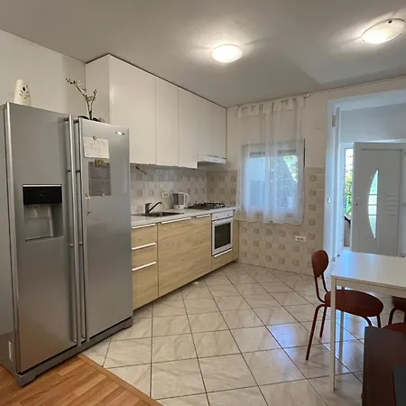 Apartman Marjan Park, Split - Peaceful Family Place, Free Parking * Split